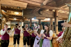 20250314_175425586_iOS