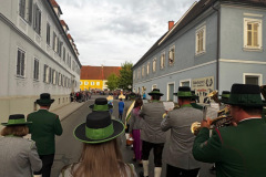 df6f9c8b-98da-488c-a8f7-08d6937e5b3f