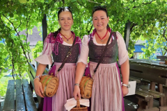 d12bc02b-191c-4725-b324-5f6dc037d505